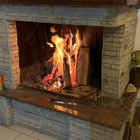 Apartment Downtown Central 2 Bedroom Ac Wifi Tirana
