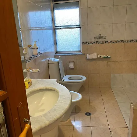 Apartment Downtown Central 2 Bedroom Ac Wifi Tirana